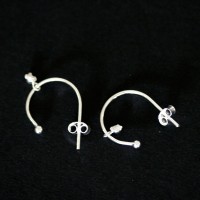 925 Silver Hoop Earrings with Point of Light