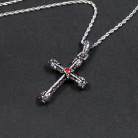 Corrente de Ao Baiano 80cm com Pingente Crucifixo com Pedra de Zircnia Vermelha