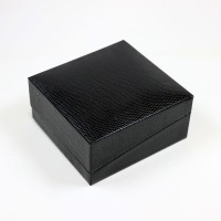 Caja para collares de cuero (negro)