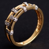 Anillo en Oro Amarillo, Oro Blanco y 8 Diamantes con 0.5 ponto