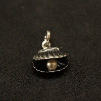 925 Silver Pendant Aged Oyster and Pearl