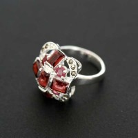 925 Silver Ring with Gemstone Rhodonite and Sapphire