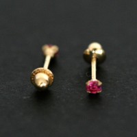 18k Gold Earring with Red Stone Zirconia