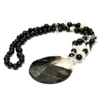 Necklace Abalone, Saboneteira Seed, Mother of Pearl and Crystal