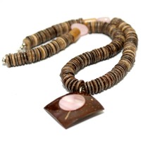 Collar de Coco Disco, Piedra de cuarzo rosa, de bamb y de la Madre Perla Colgante