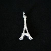 Pingente de Prata 925 Torre Eiffel