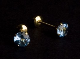 Brinco de Ouro com Pedra Zirconia Azul