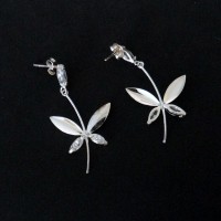 Pendientes Plata 925 liblula con 3 piedras de Zirconia