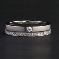 AneldeOuroBrancocom34Diamantesde1PontoCadae1Diamantede7Pontos