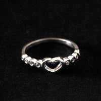 925 Silver Ring Heart and Side Zirconia