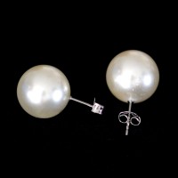 316L Stainless Steel Earring with Large Pearl