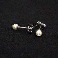 Pearl Stainless Steel Earring