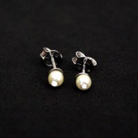 Pearl Stainless Steel Earring