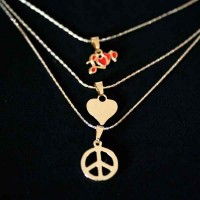 Semi Choker Jewelry Gold Plated 3 Chains and Pendants 3 Love, Heart and Peace Symbol 45cm