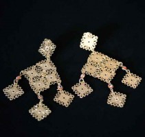BrincoSemiJiaFolheadoaOuro