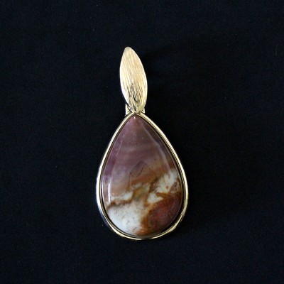 News and Releases: Semi Jewelry Gold Plated with Natural Stone: Necklaces, Choker, Earrings, Pendants, Bracelets