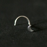 Piercing Nostril Ao Cirurgico 316L Lua 0,5mm x 7mm