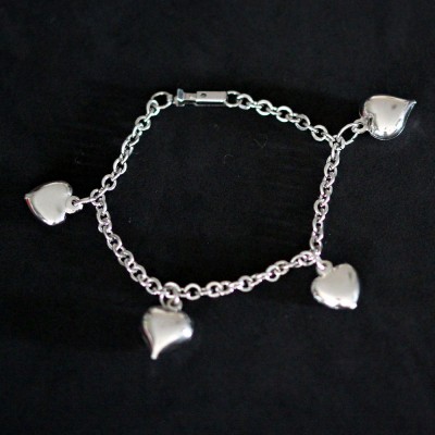 News: Stainless Steel and 925 Silver Jewelry: Chains, Earrings, Pendants, Scapulars, Bracelets, Piercings