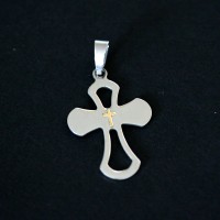 Pingente de Ao Crucifixo Oval Vazado com Ouro