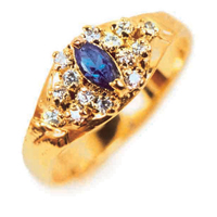 Graduation Ring Around 18K Gold 0750