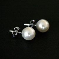 Steel Pearl Earring