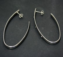 Earring Steel with 3 Stones of Zirconia