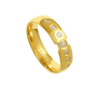 Aliana Anatmica de Ouro 18k 750 com 1 Brilhante de 6.00 Pontos e 6 Brilhantes de 2.25 Pontos Largura 5.00mm Altura 1.50mm