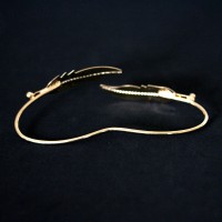 Pulseira Semi Jóia Folheado a Ouro Folha 18cm Pulseira Semi Jóia Folheado a Ouro Folha 18cm