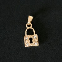 Semi Pendant Jewelry Gold Plated Padlock with Zirconia Stones