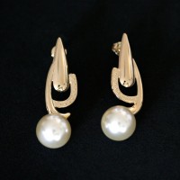 Semi Jewelry Earring Plated Gold Medium Pearl Diva