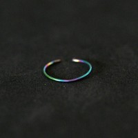Piercing anillo de nariz de acero quirrgico color Furtacor Narices 0.5mm x 10mm