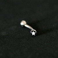 Piercing Sobrancelha Microbell Curvo Ao Cirurgico 316L com Logo Estrela 1,2mm x 8mm