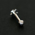 Piercing Microbel de Orelha de Ouro Branco 18k de Cruz de Malta com Pedras Zirconia