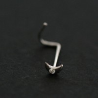 PiercingdeNarizdeOuroBranco18kdeMeiaLuacom01PedraZirconia